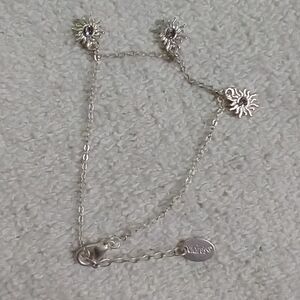 Silvertone Claire's sun 🌞 crystal 🔮 chain bracelet